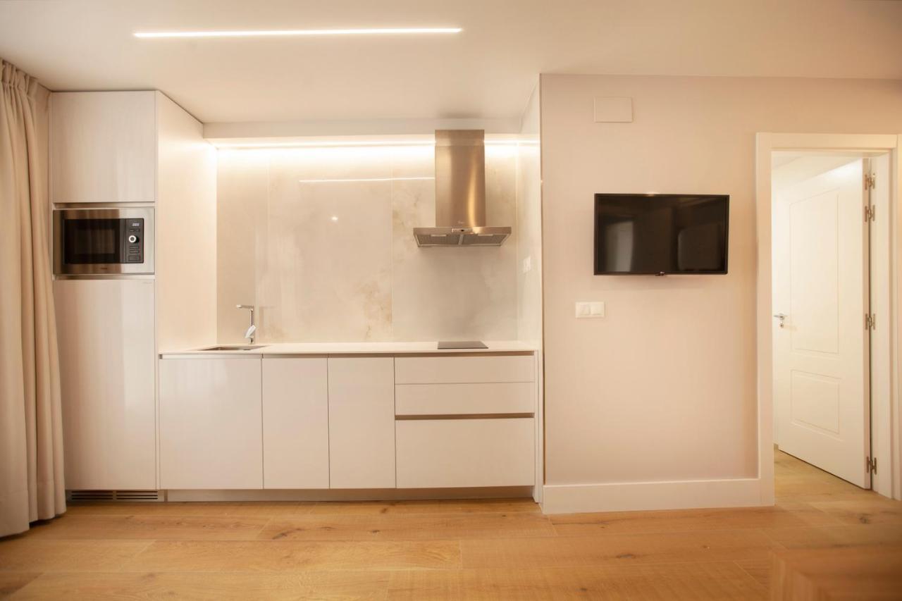 Apartamentos Reina Victoria Santander Bagian luar foto
