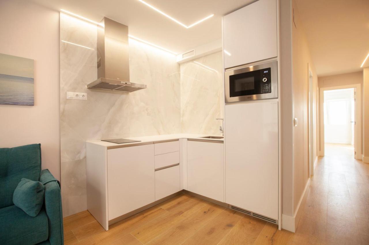 Apartamentos Reina Victoria Santander Bagian luar foto