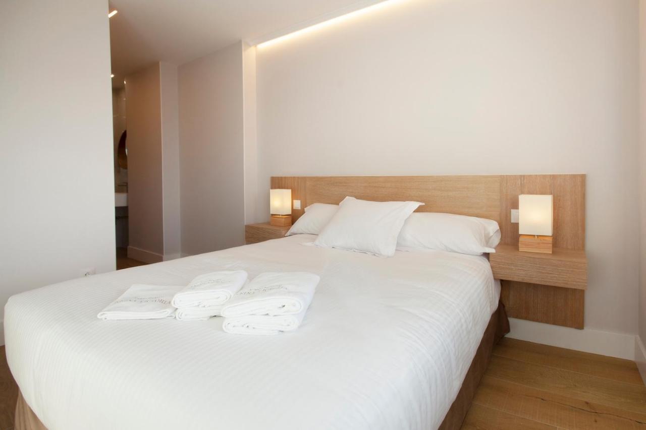 Apartamentos Reina Victoria Santander Bagian luar foto