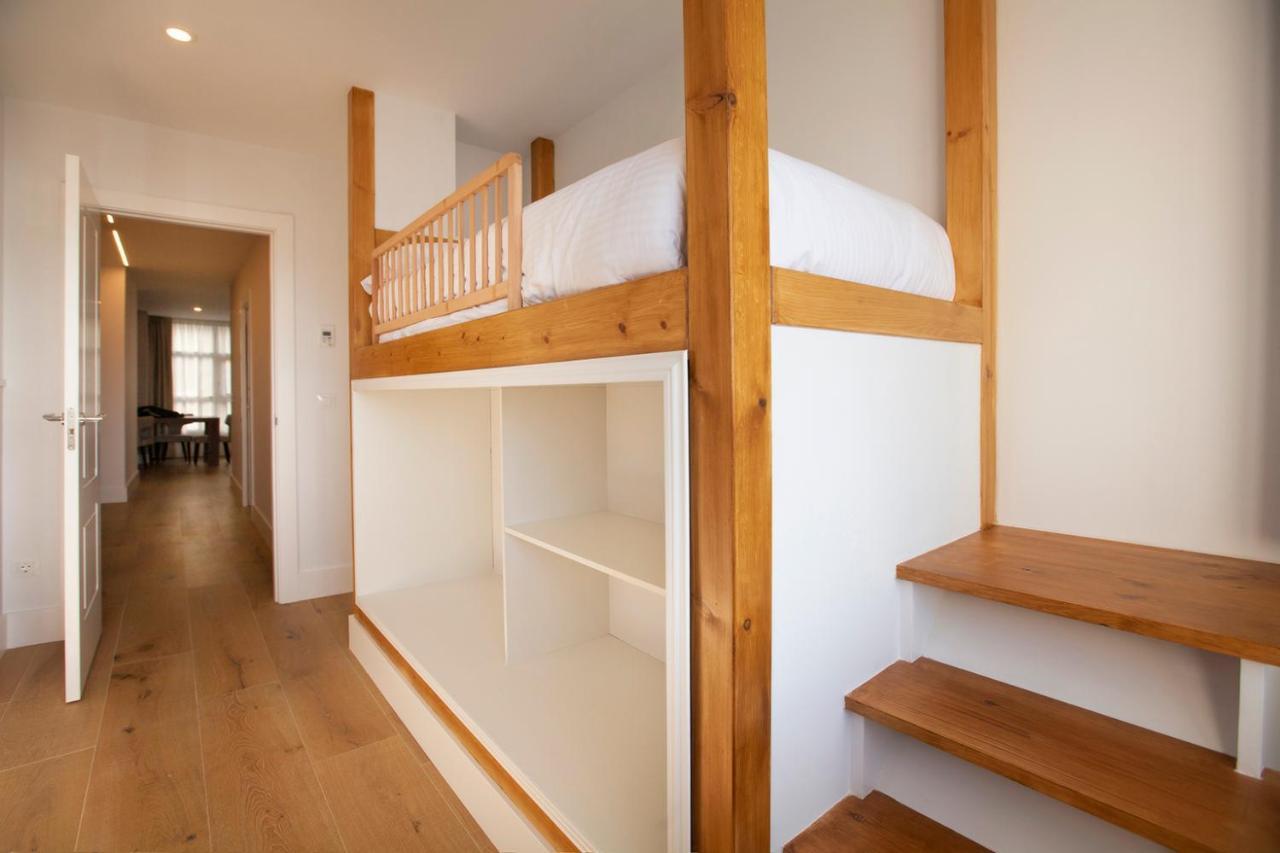 Apartamentos Reina Victoria Santander Bagian luar foto