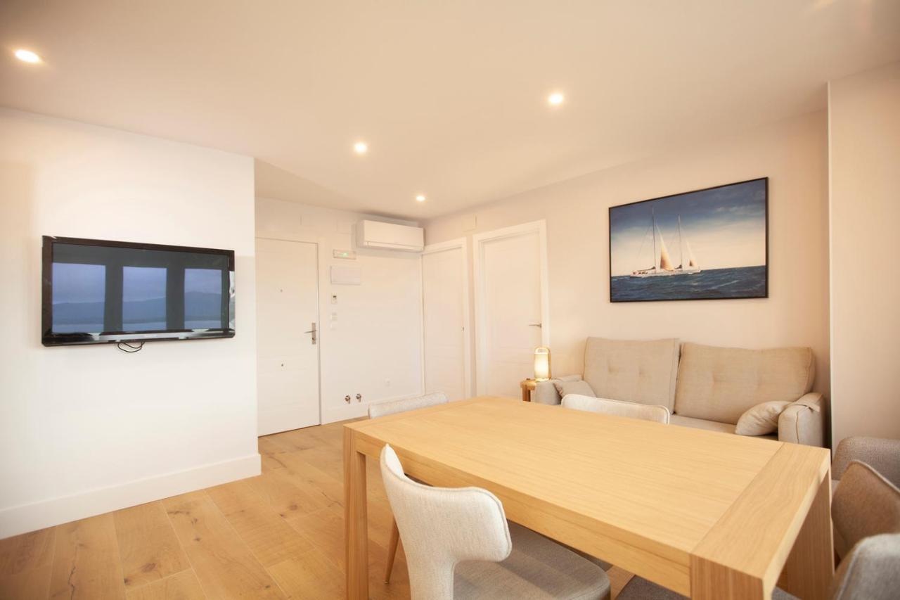 Apartamentos Reina Victoria Santander Bagian luar foto