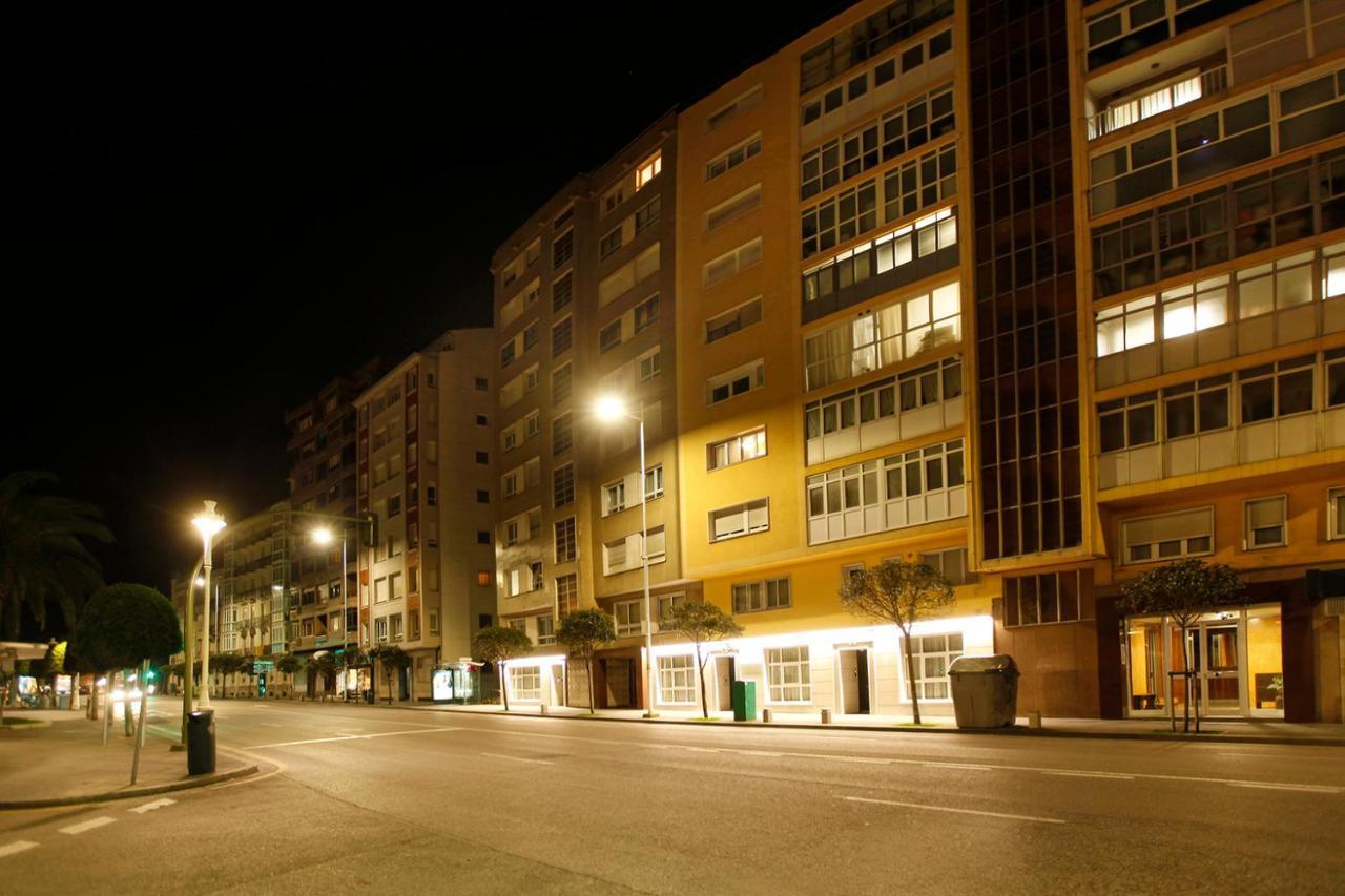 Apartamentos Reina Victoria Santander Bagian luar foto