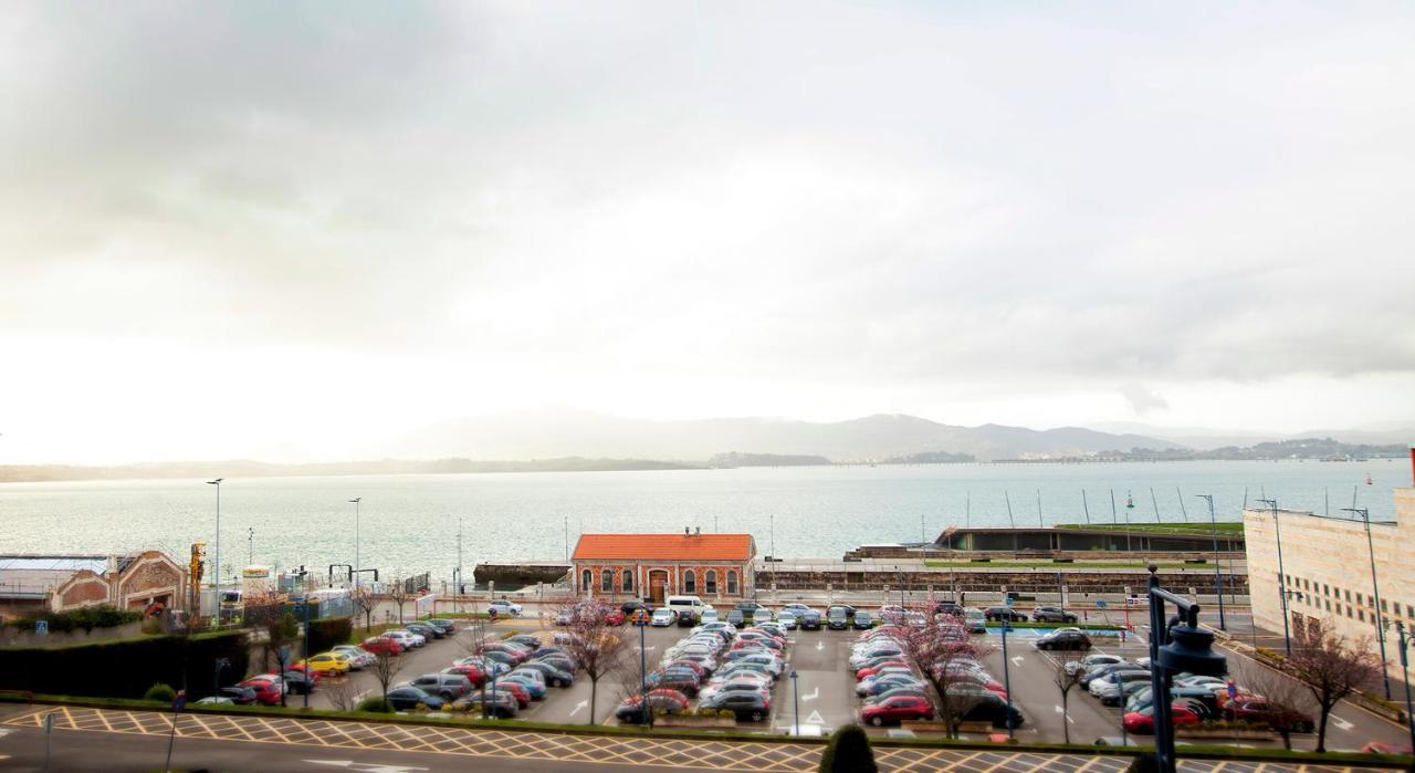 Apartamentos Reina Victoria Santander Bagian luar foto