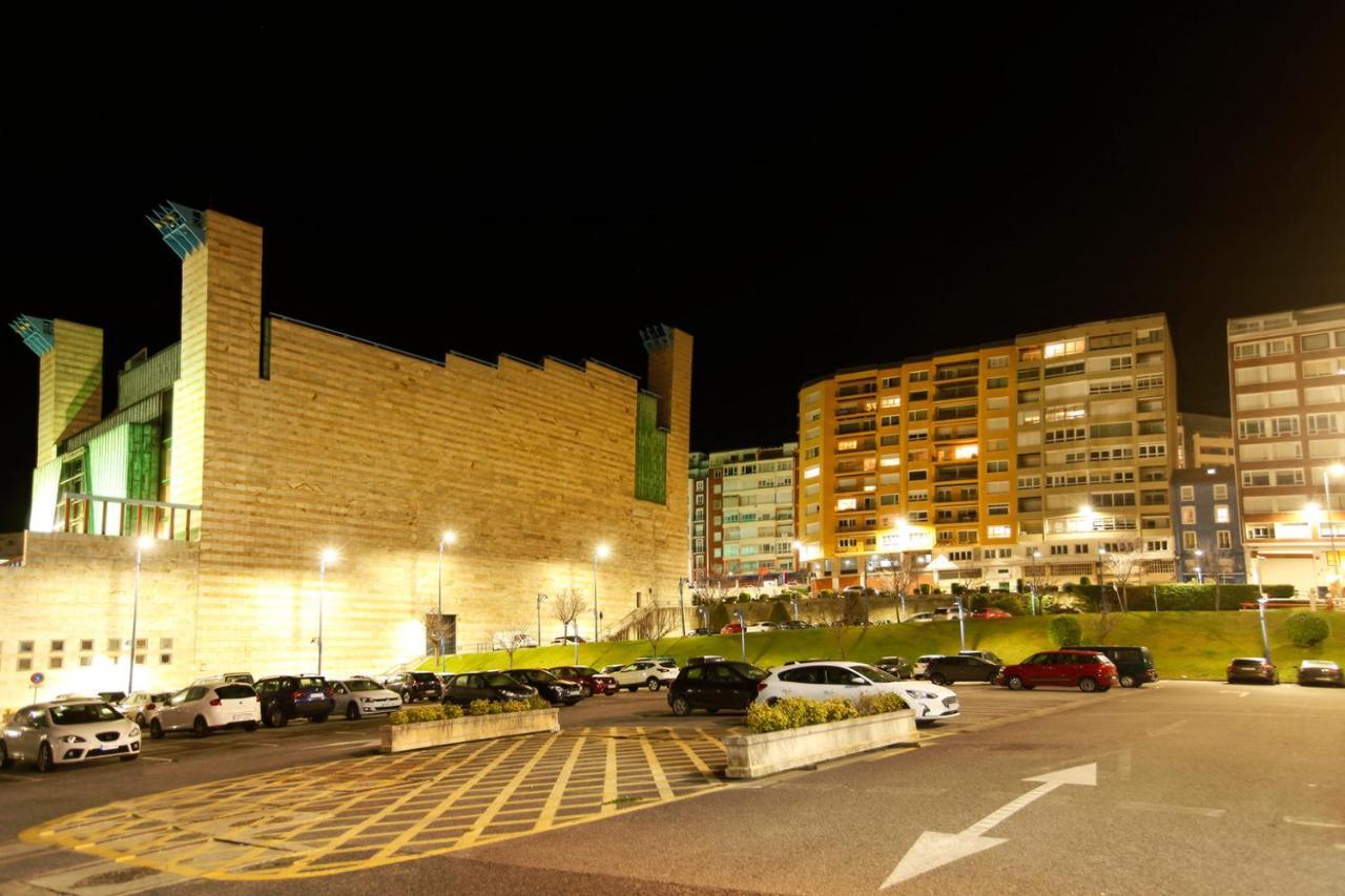 Apartamentos Reina Victoria Santander Bagian luar foto